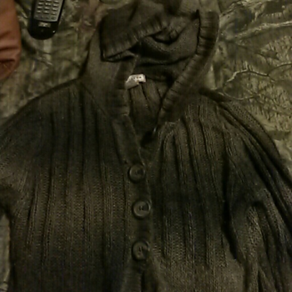 Sweater - Picture 2 of 3